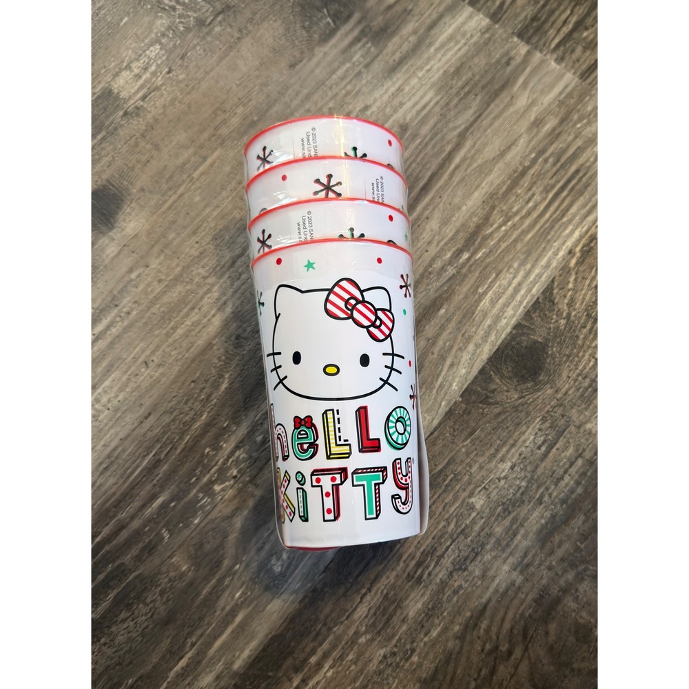Sanrio Hello Kitty Holiday Tumbler Set of Four‎ 22oz Plastic Cups SIL-34783